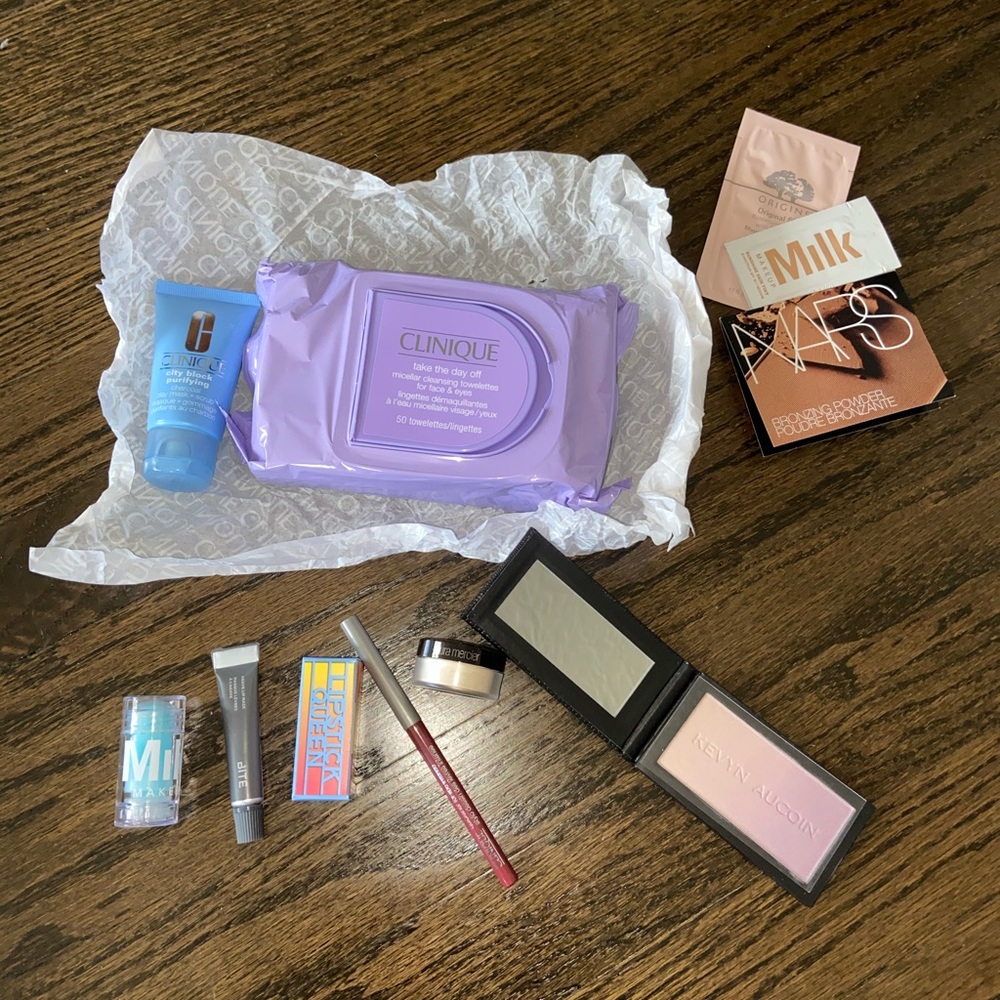 10 pieces set (Clinique, Laura Mercier, Milk)